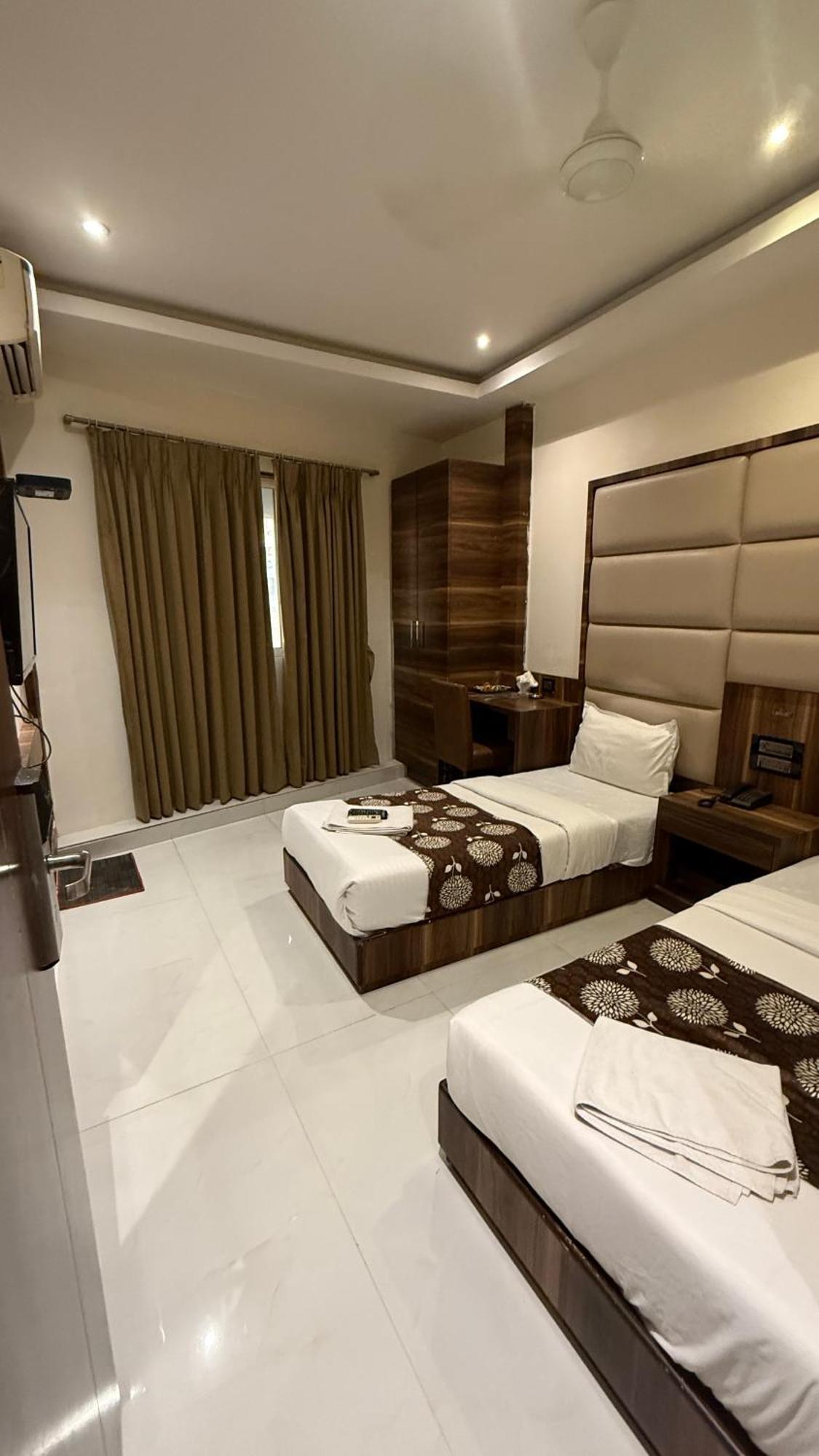 M E R I T O N Hotel T-2 Bombay Exterior foto